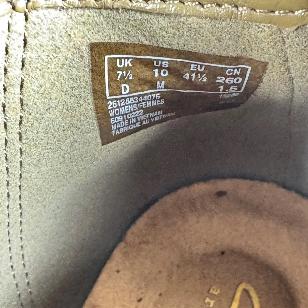 Clarks Maypearl Daisy Ankle Boots Booties Womens 10 Tan Suede and Leather Block